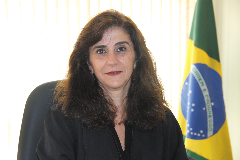 Juíza da Vara do Trabalho em São Sebastião do Paraíso, Adriana Farnesi e Silva